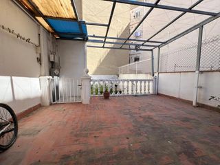 Etagenwohnung in Avenida de la Paz. Piso en venta en xirivella