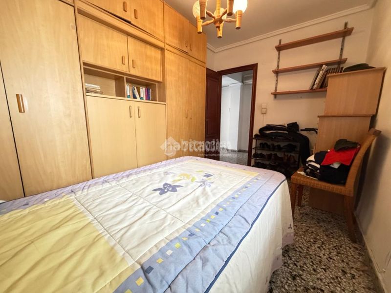 Foto ec3f07a6-58ae-4e14-aa5e-6badc85eb82c. Pis a Centro Xirivella
