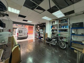 Miete Geschäftsraum in Centro. Local comercial en alquiler en xirivella