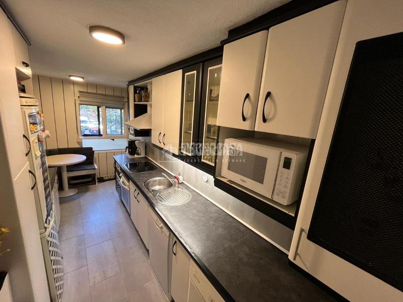 Foto 216e6193-3af3-4268-8bbf-097a597c79dd. Piso  en venta en Portazgo Madrid