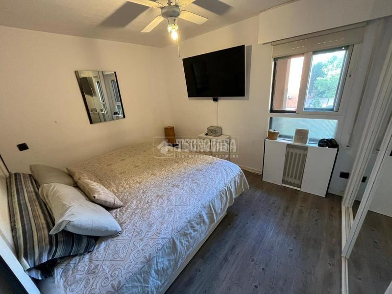 Foto 8eb1b46b-ba04-4c06-a8f2-3bb2d75c50cf. Piso  en venta en Portazgo Madrid