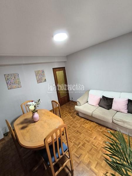 Foto b14cff1a-9a17-4d08-b37a-6f9d58dbd3ce. Etagenwohnung mit heizung in Portazgo Madrid