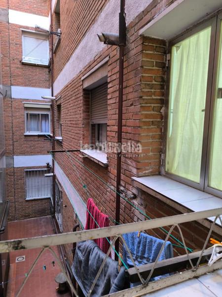 Foto e45bec5c-b783-4e52-8040-c73a0d4e6854. Etagenwohnung mit heizung in Portazgo Madrid