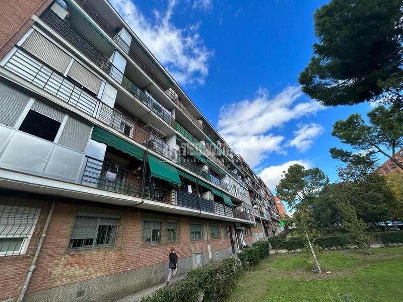 Foto 07c99d92-ebc7-4287-b1a2-fe4fcbca4e3b. Piso  en venta en Portazgo Madrid
