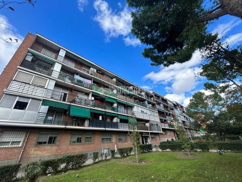 Foto e2810946-915c-4d4c-95f3-313b730a4204. Piso  en venta en Portazgo Madrid