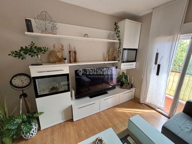 Foto 0ae17631-7f93-45d2-a85b-51dcd89a0b2f. Pis a Portazgo Madrid