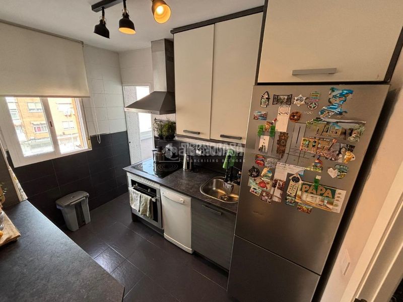 Foto 2fc834a5-17b8-429a-a872-a47cca0db551. Pis a Portazgo Madrid