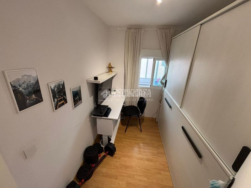 Foto bcb3c501-5736-40cc-9905-b8e762ae4a45. Pis a Portazgo Madrid