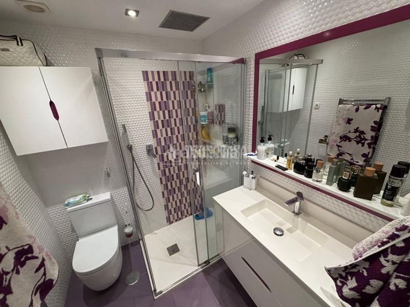 Foto 236fc5ca-e77c-4f4a-807a-fa020a083e9d. Pis a Portazgo Madrid