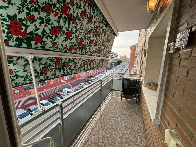 Foto d5de9742-24f3-48cf-9c2c-c94a3b8f9c48. Pis a Portazgo Madrid