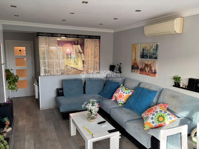 Foto fa034ad5-7245-408a-9c33-4fb2774e3839. Pis a Portazgo Madrid