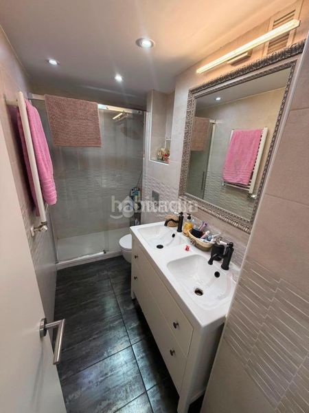 Foto cfb66ec5-75d7-4331-952b-5648d2f18804. Piso  en venta en Palomeras Sureste Madrid