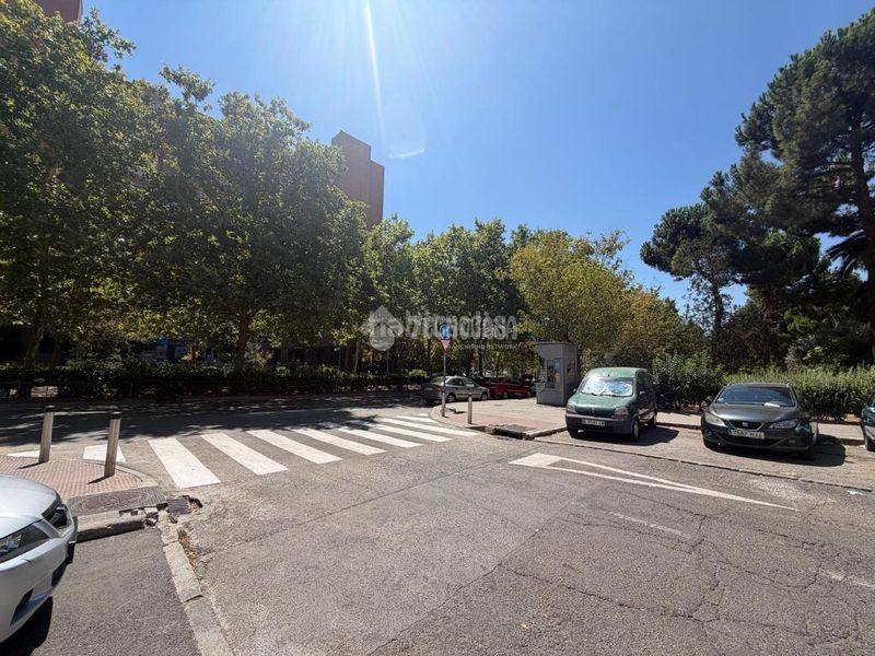 Foto 7e0ef165-1754-4362-8bdf-686c670ac77b. Pis a Portazgo Madrid