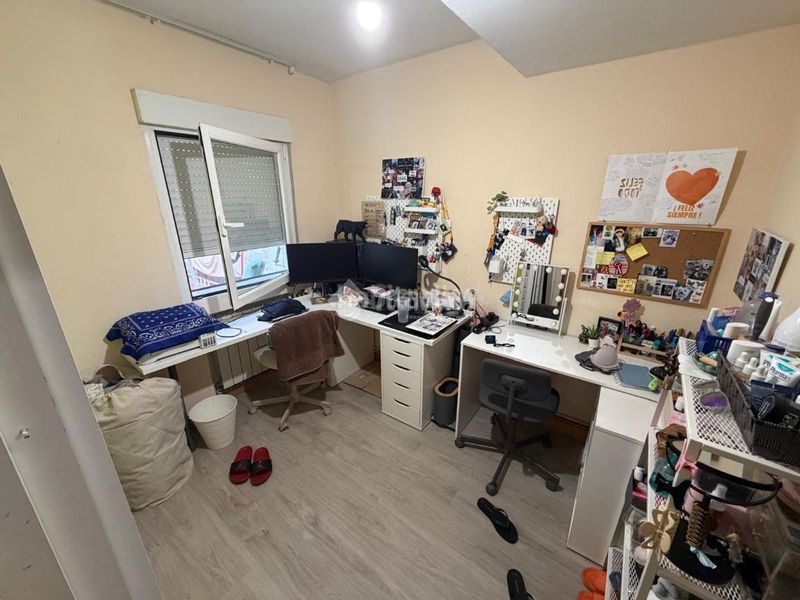 Foto b222c03d-da7a-4f0b-b11c-8f83476a0b51. Pis a Portazgo Madrid