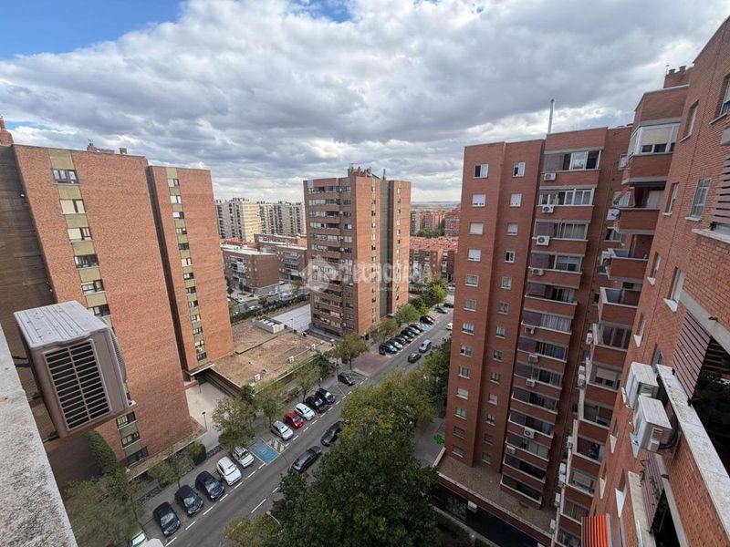 Foto 47c59a05-1c95-4f2a-8624-ce508f6b46f0. Pis a Palomeras Sureste Madrid