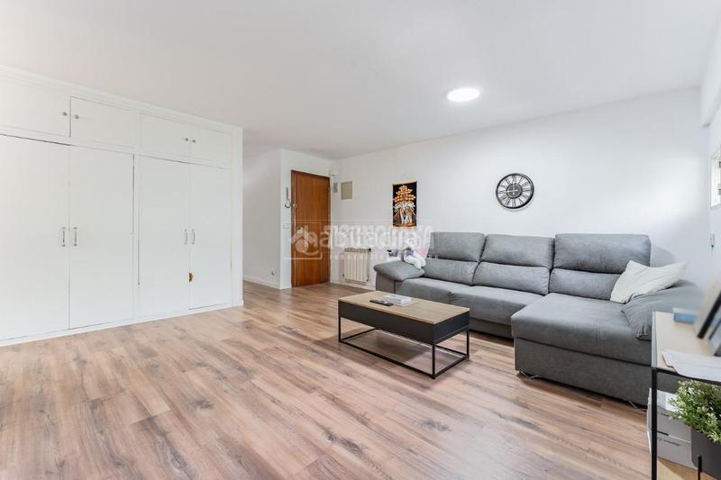 Foto e16adfaf-6f4b-4536-b72e-12168611e63b. Appartement avec chauffage dans Tres Olivos-Valverde Madrid