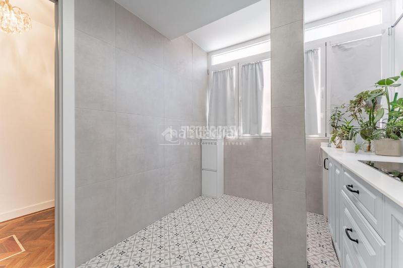 Foto 449bdbad-a84e-415b-9336-a784152db14b. Piso  en venta en Tres Olivos-Valverde Madrid