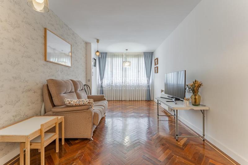 Foto 54f9552b-6b86-47a6-9f03-06a95f4aee28. Piso  en venta en Tres Olivos-Valverde Madrid