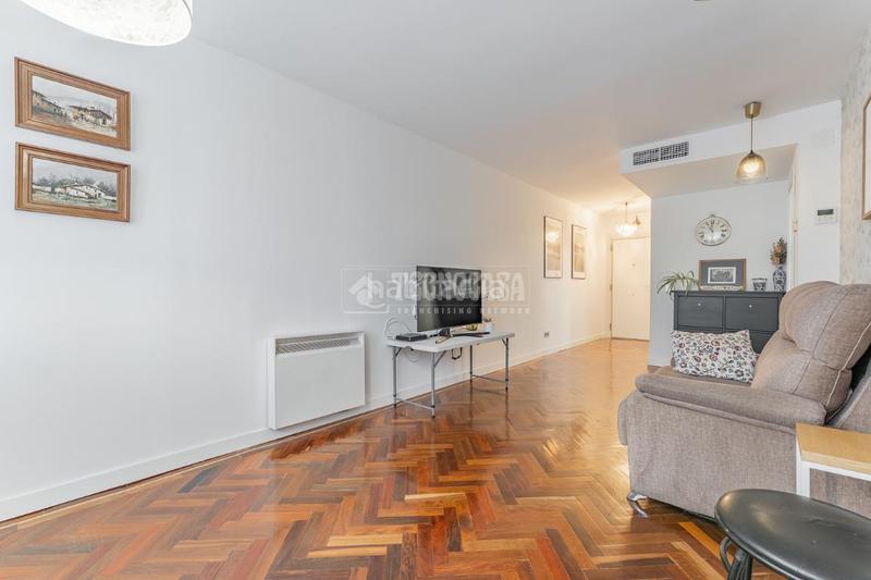 Foto 97ed35bf-4bd7-4762-92d6-0a3f1a2aa015. Piso  en venta en Tres Olivos-Valverde Madrid