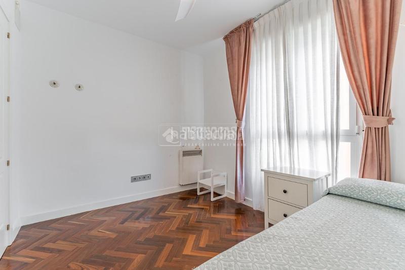 Foto f9c69246-ae8d-4c8f-bfb0-476a938b2cee. Piso  en venta en Tres Olivos-Valverde Madrid