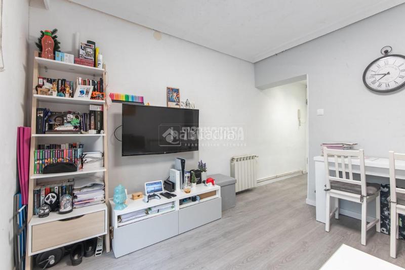 Foto 11ee7f1a-8882-4c99-9a9b-6ae24937b9b3. Flat with heating in Tres Olivos-Valverde Madrid