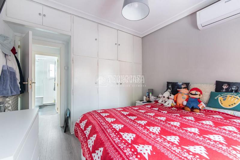 Foto 4a9c85b1-9da5-4693-b42e-4bdbd9284db2. Flat with heating in Tres Olivos-Valverde Madrid