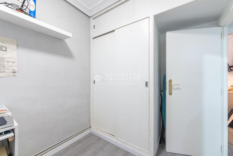 Foto 86711fbd-b7b7-4462-a85d-d1ac8c2d3a7a. Flat with heating in Tres Olivos-Valverde Madrid