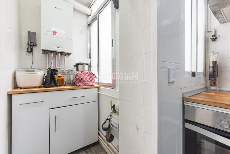 Foto 8a5ab598-3084-4720-a3f3-0746c8419881. Flat with heating in Tres Olivos-Valverde Madrid