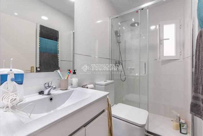 Foto b27a343c-4899-4b52-bb6a-c5e3faeb889e. Flat with heating in Tres Olivos-Valverde Madrid