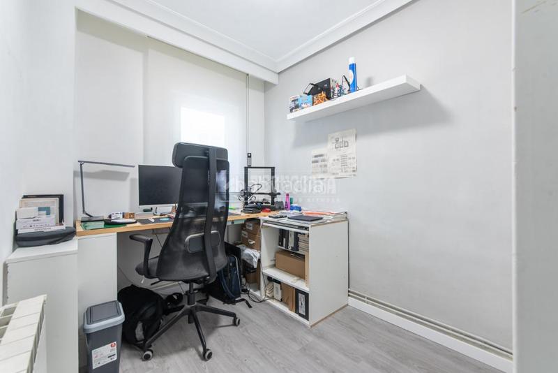 Foto e7e62d82-f488-4ee7-87e4-5adf69ab36be. Flat with heating in Tres Olivos-Valverde Madrid