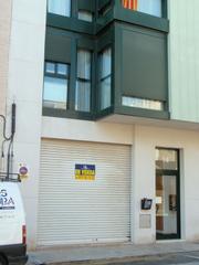 Local commercial dans Carrer ramon berenguer iv 14. Local comercial