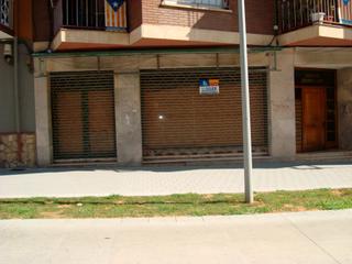 Rent Business premise in Rambla de jaume i 10. Gran local comercial para alquilar