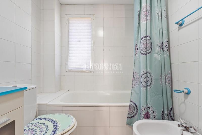 Foto ae06d63e-ee72-47a6-acc3-74bafb5fc307. Doppelhaus mit heizung parking pool in Urbanizaciones Rivas - Vaciamadrid