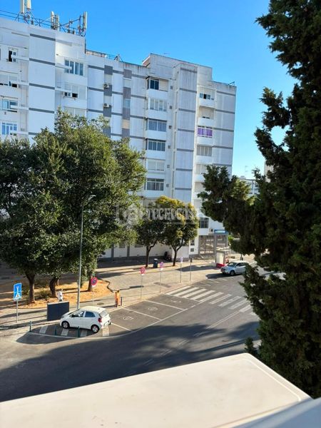 Foto bf398a64-ab74-42c7-8e83-20aad63f5e63. Pis a San Pablo Sevilla