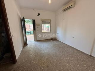 Casa aparellada a Bellavista. Casa en venta en sevilla