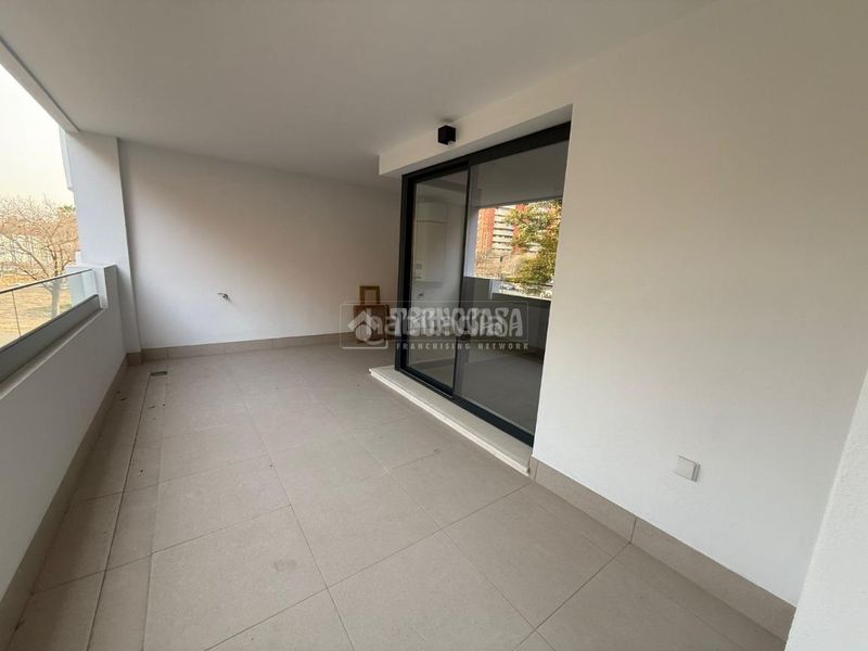 Foto 1e0a1646-2575-4a06-807c-ffe9adbc2815. Pis amb calefacció a Bellavista Sevilla