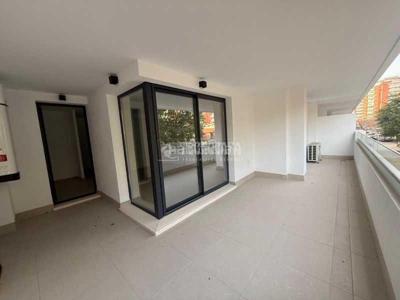 Foto 2e8af1b6-acef-4316-81e7-6b058f423c31. Pis amb calefacció a Bellavista Sevilla