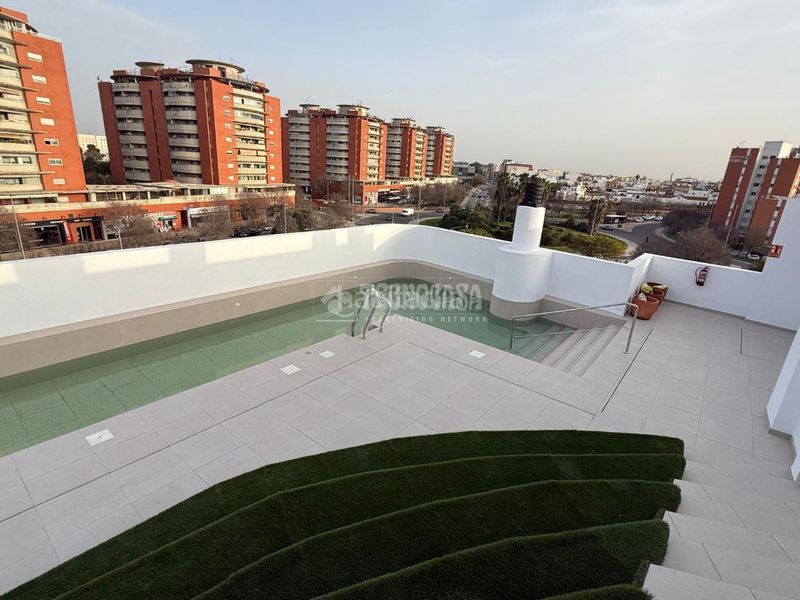 Foto 61995ec3-8099-465b-af53-f2e50649a825. Pis amb calefacció a Bellavista Sevilla