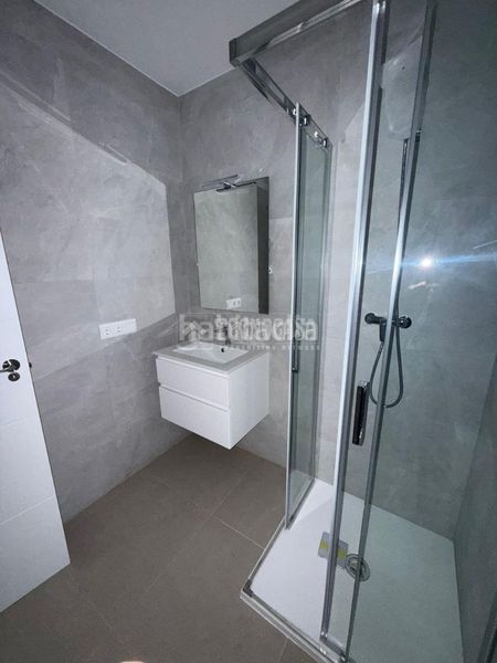 Foto c776270e-0653-4e67-8b26-d45940835ab7. Pis amb calefacció a Bellavista Sevilla