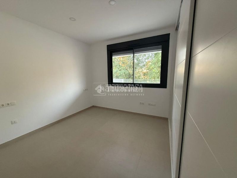 Foto e8299ae8-0ed0-4a09-a1b6-8ddeca83355e. Pis amb calefacció a Bellavista Sevilla