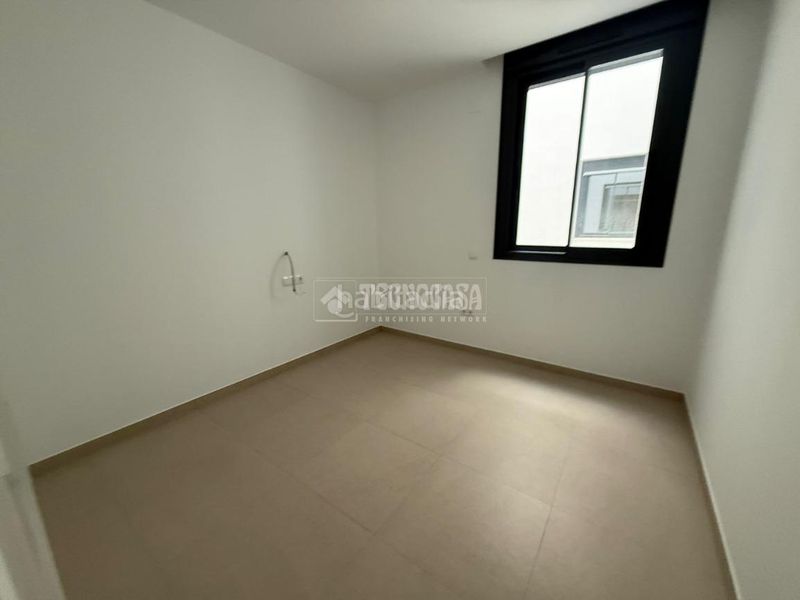 Foto fdd6be2e-9b78-4679-8e87-39b441a3cc61. Pis amb calefacció a Bellavista Sevilla