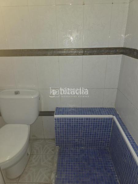 Foto 0460a964-1238-47af-a398-041f13a23c5c. Doppelhaus in Lora del Río