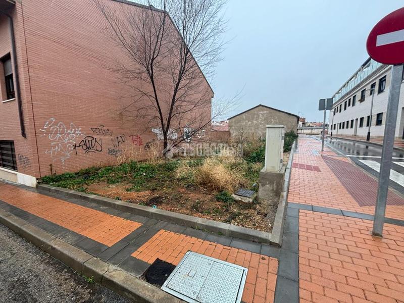 Foto efae4b12-6130-4a25-b539-d199e456d71a. Terreny residencial a Meco pueblo Meco