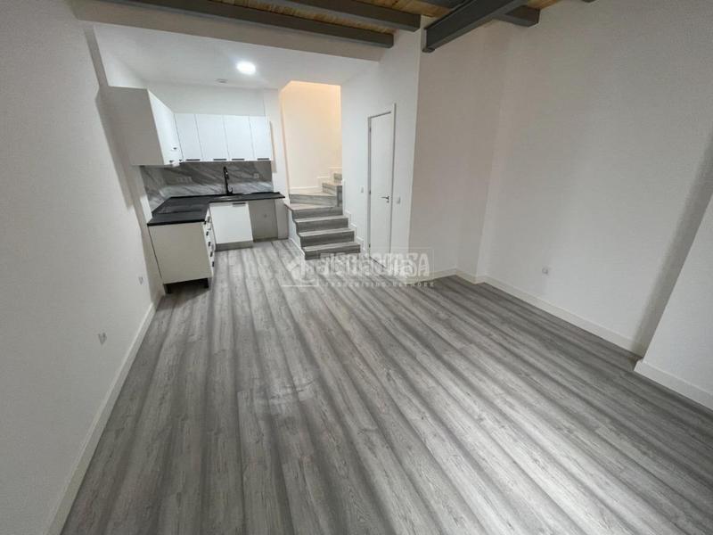 Foto 79b9ac29-b0ce-4742-a601-21e44c3a89a4. Piso  en venta en Meco pueblo Meco