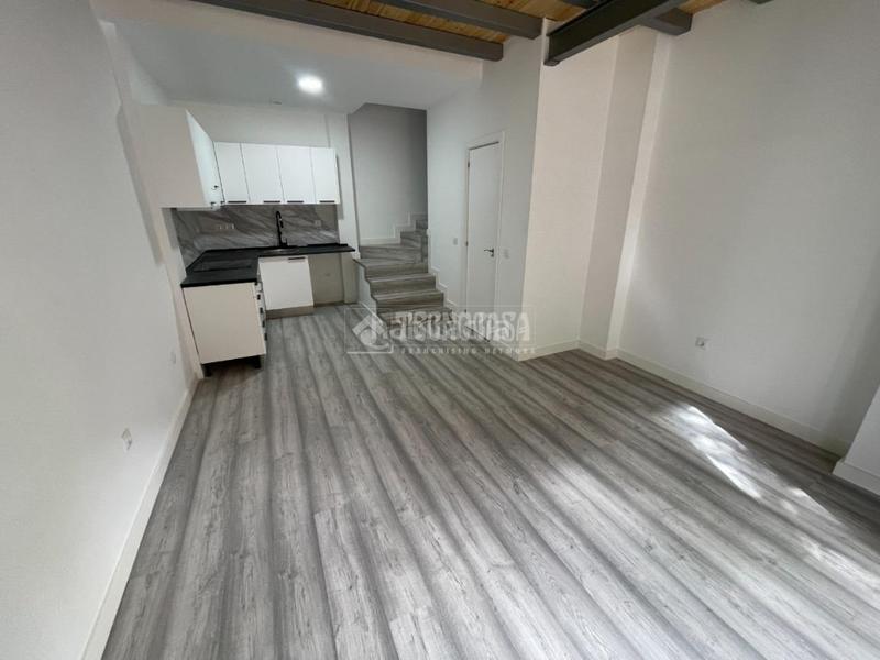 Foto 89c670cd-748c-40f5-b4c2-dc47c8821c80. Piso  en venta en Meco pueblo Meco