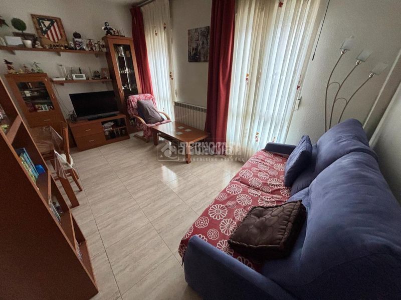 Foto bd02c77d-78a3-4f40-be7d-5b19714b0ba3. Pis amb aparcament a Meco pueblo Meco