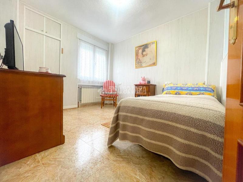 Foto 08042a30-7d71-4af1-88d2-e892e141ba01. Pis amb calefacció piscina a Guadarrama