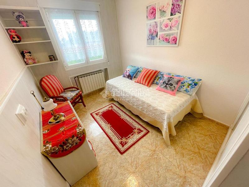 Foto da9a15ef-2ba1-4438-ab05-15018a4c027d. Pis amb calefacció piscina a Guadarrama