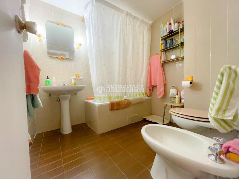 Foto ffb92b99-e25b-4ec9-9a75-67f5644b4b7a. Pis amb calefacció piscina a Guadarrama