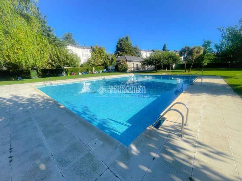 Foto ca6cb6df-3fad-44f4-9087-079b00eef8de. Pis amb calefacció piscina a Guadarrama